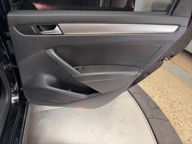 2015 Volkswagen Passat 1.8T Limited Edition
