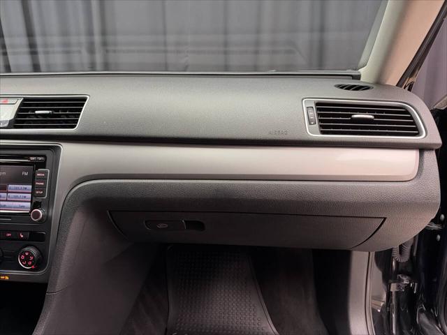 2015 Volkswagen Passat 1.8T Limited Edition