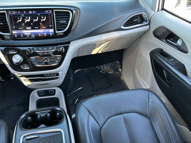 2021 Chrysler Pacifica Touring L