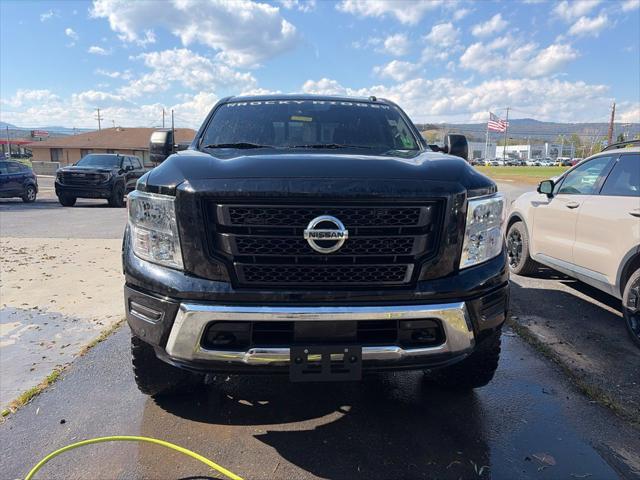 2021 Nissan TITAN Crew Cab SV 4x4