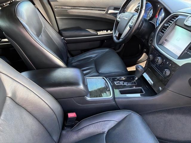 2011 Chrysler 300 300C