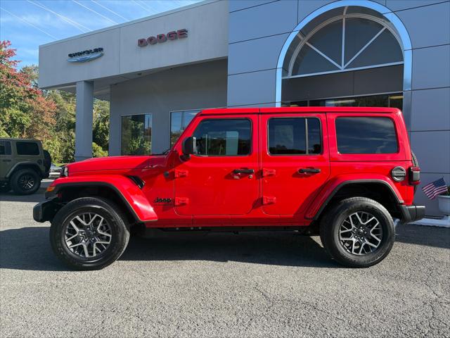 2026 Jeep Wrangler 4-Door Sahara 4x4