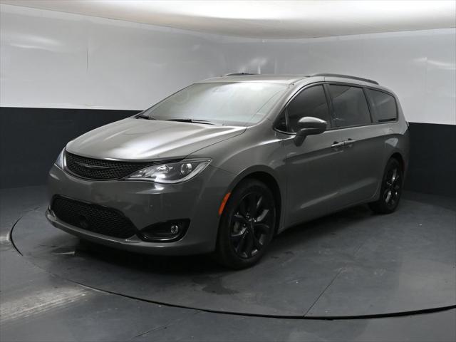 2020 Chrysler Pacifica Touring L Plus