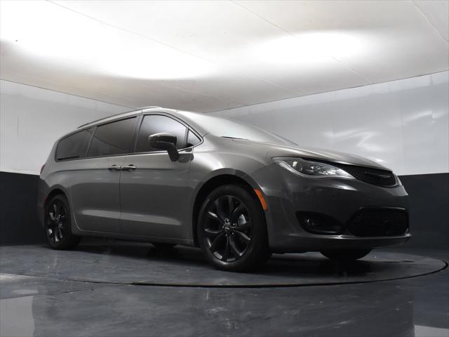 2020 Chrysler Pacifica Touring L Plus