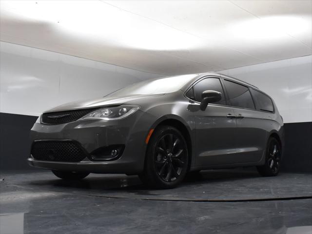 2020 Chrysler Pacifica Touring L Plus