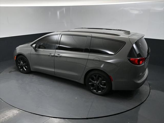 2020 Chrysler Pacifica Touring L Plus