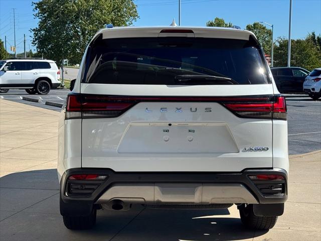 2024 Lexus LX Premium
