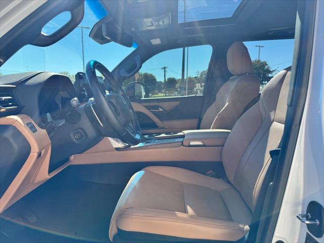 2024 Lexus LX Premium