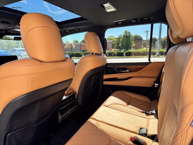 2024 Lexus LX Premium