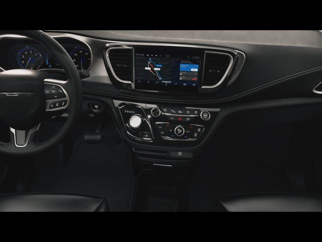 2027 Chrysler Pacifica Select AWD