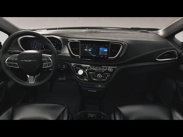 2027 Chrysler Pacifica Select AWD