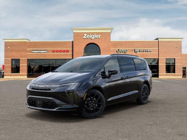 2027 Chrysler Pacifica Limited for sale in Grandville, MI