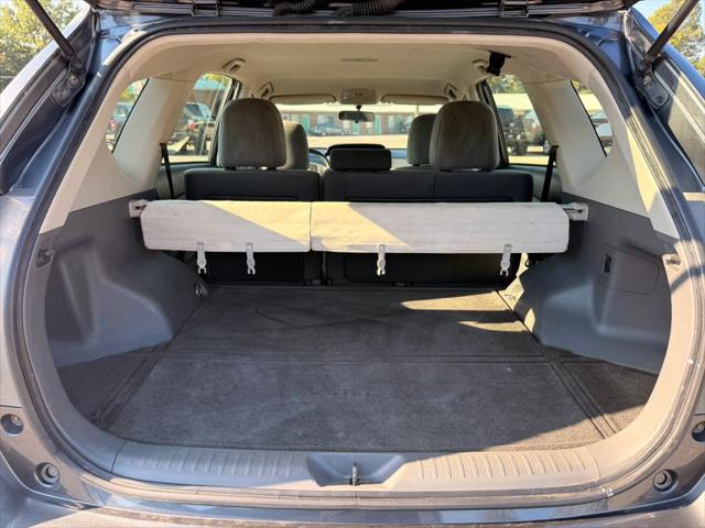 2012 Toyota Prius v Three