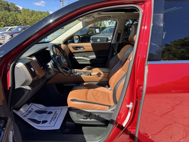 2023 Nissan Pathfinder Platinum 4WD