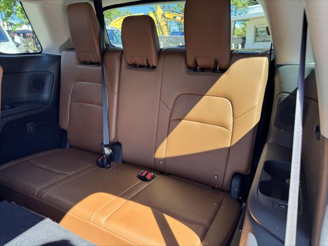 2023 Nissan Pathfinder Platinum 4WD