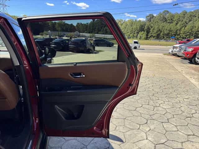 2023 Nissan Pathfinder Platinum 4WD