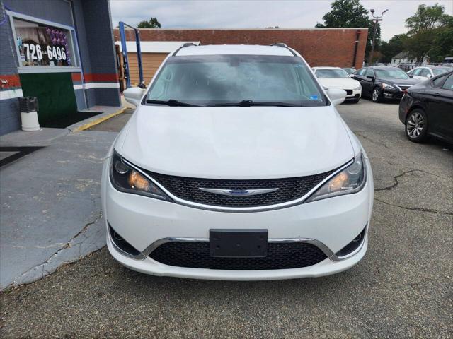 2019 Chrysler Pacifica Touring L
