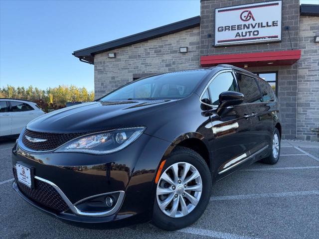 2017 Chrysler Pacifica Touring-L for sale in Hortonville, WI
