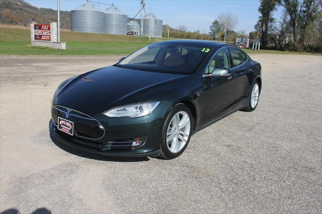 2013 Tesla Model S BASE for sale in La Crescent, MN