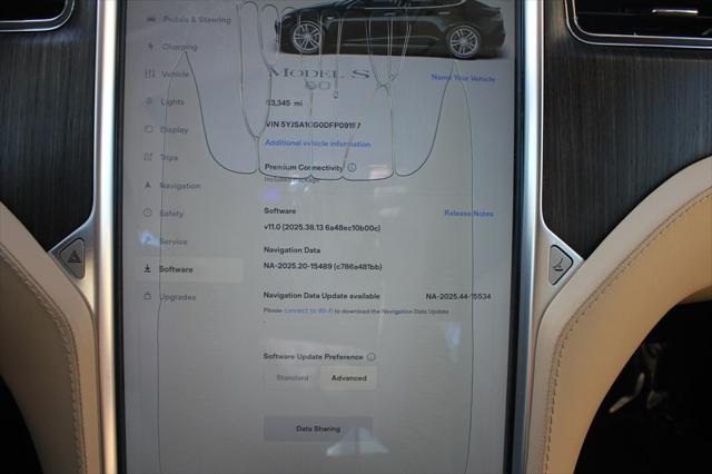 2013 Tesla Model S BASE