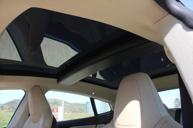2013 Tesla Model S BASE