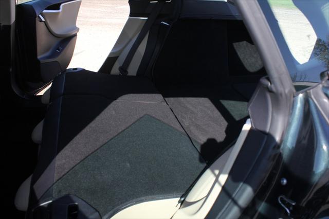 2013 Tesla Model S BASE