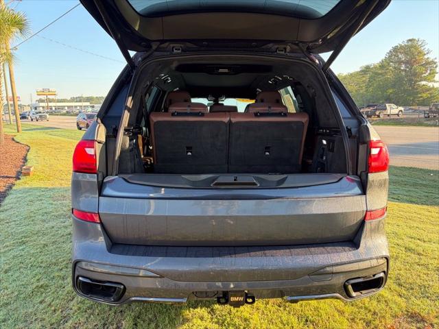 2021 BMW X7 M50i