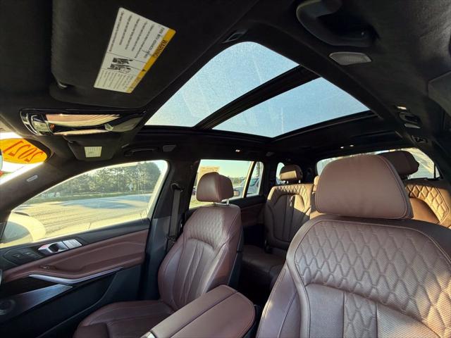 2021 BMW X7 M50i