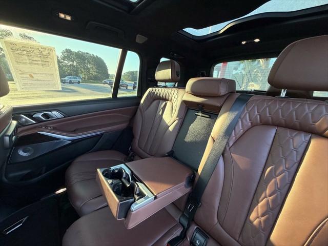 2021 BMW X7 M50i