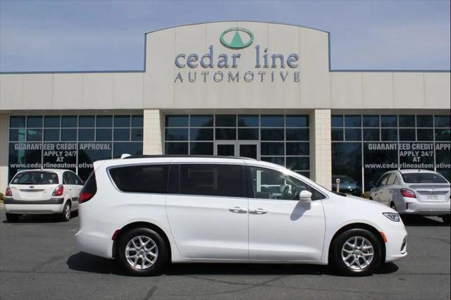 2022 Chrysler Pacifica Touring L for sale in Spout Spring, VA