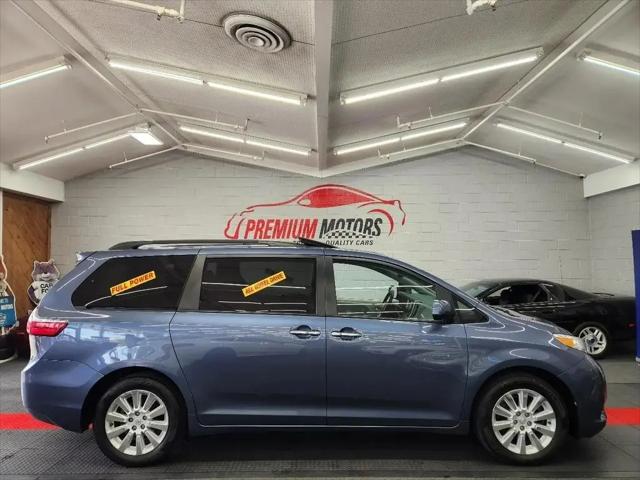 2015 Toyota Sienna XLE 7 Passenger for sale in Villa Park, IL