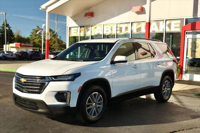 2023 Chevrolet Traverse FWD LT Cloth for sale in Waterford, MI