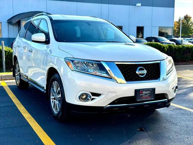 2014 Nissan Pathfinder SL for sale in Naperville, IL