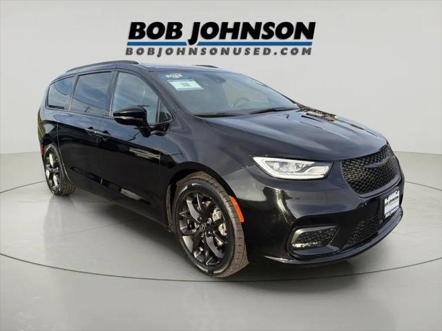 2026 Chrysler Pacifica Limited for sale in Rochester, NY