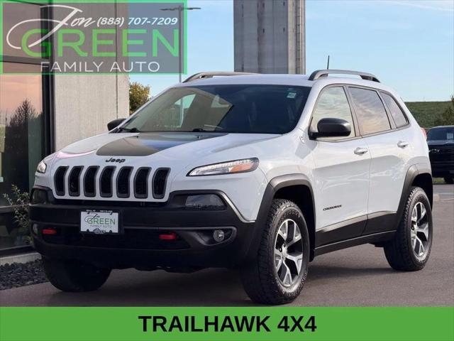 2017 Jeep Cherokee Trailhawk 4x4 for sale in MILTON, WI