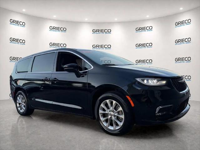 2025 Chrysler Pacifica Select for sale in Delray Beach, FL