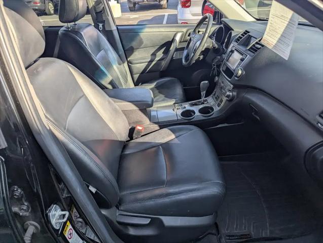 2013 Toyota Highlander SE V6
