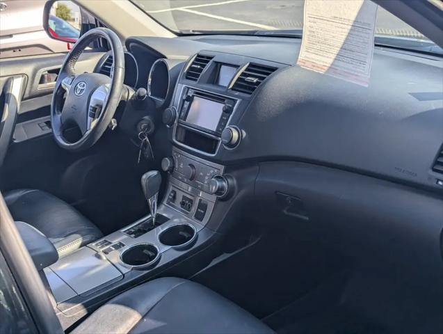 2013 Toyota Highlander SE V6
