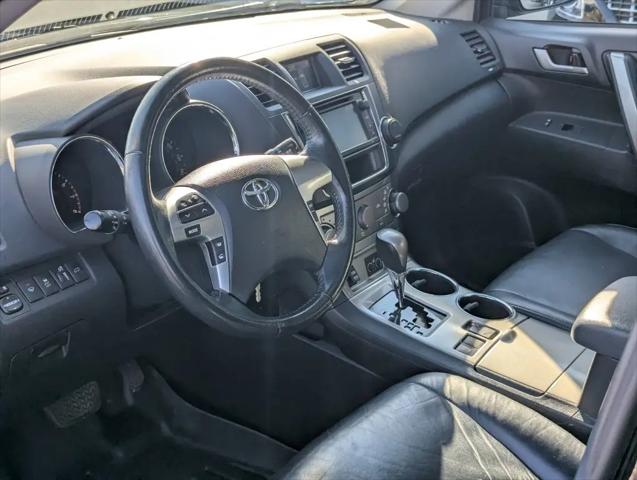 2013 Toyota Highlander SE V6