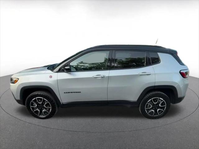 2025 Jeep Compass Trailhawk 4x4