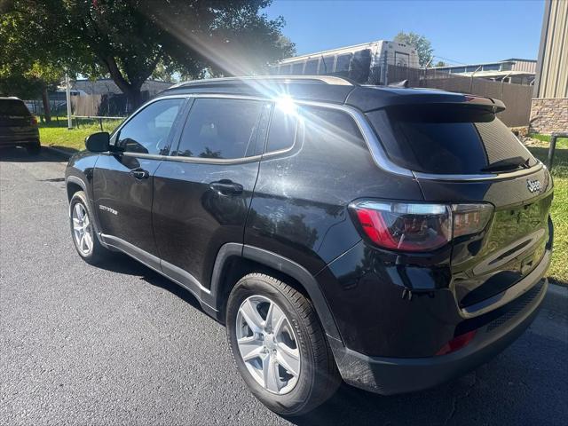 2022 Jeep Compass Latitude FWD