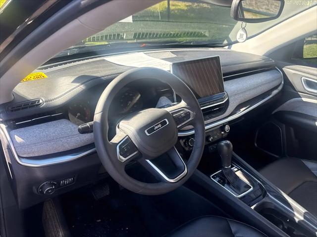 2022 Jeep Compass Latitude FWD