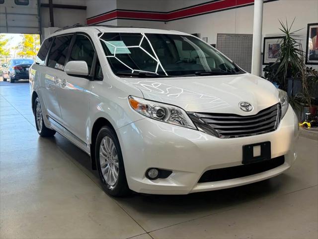 2017 Toyota Sienna XLE 8 Passenger for sale near West Chester, OH