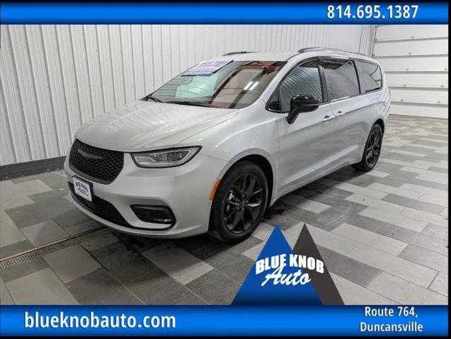2026 Chrysler Pacifica Select for sale in Duncansville, PA
