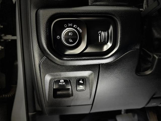 2021 Ram 1500 Big Horn Crew Cab 4x4 57 Box