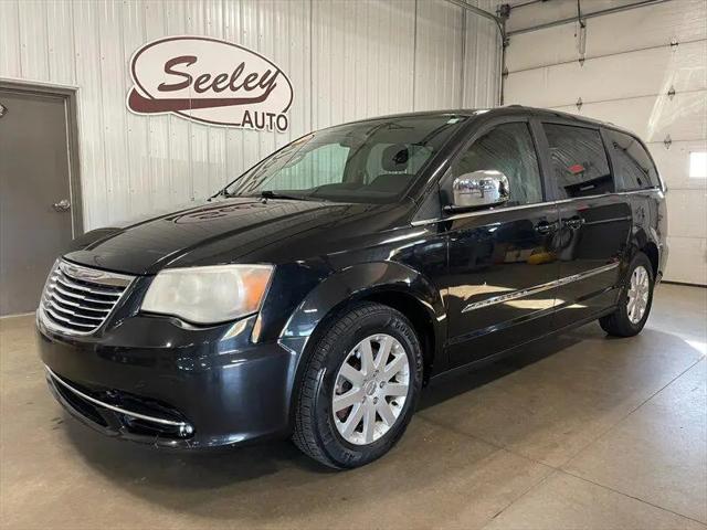 2012 Chrysler Town & Country Touring-L for sale in St Louis, MI