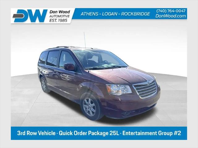 2008 Chrysler Town & Country Touring for sale near Athens, OH