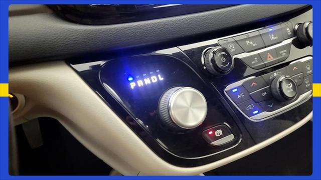 2021 Chrysler Pacifica Touring L