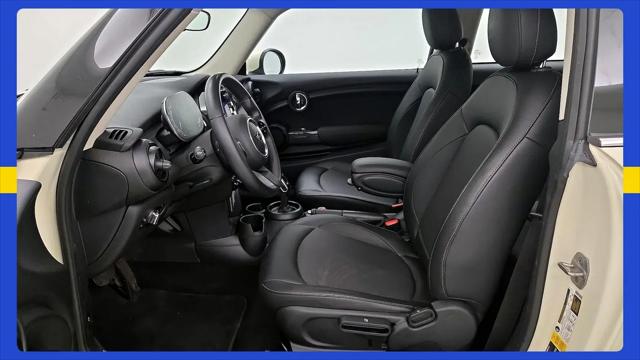 2022 MINI Hardtop Cooper