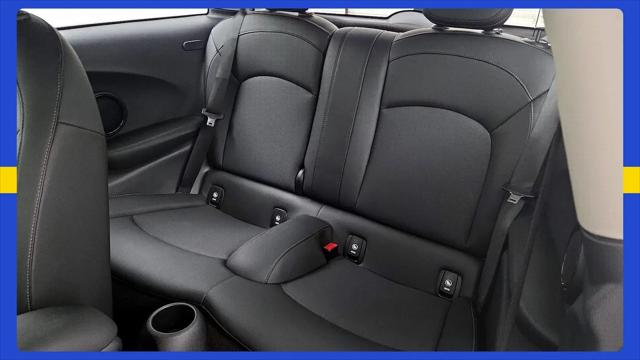 2022 MINI Hardtop Cooper